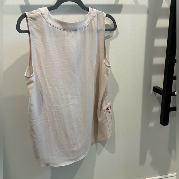 Vince Camuto Sleeveless Blouse - Picture 4 of 5